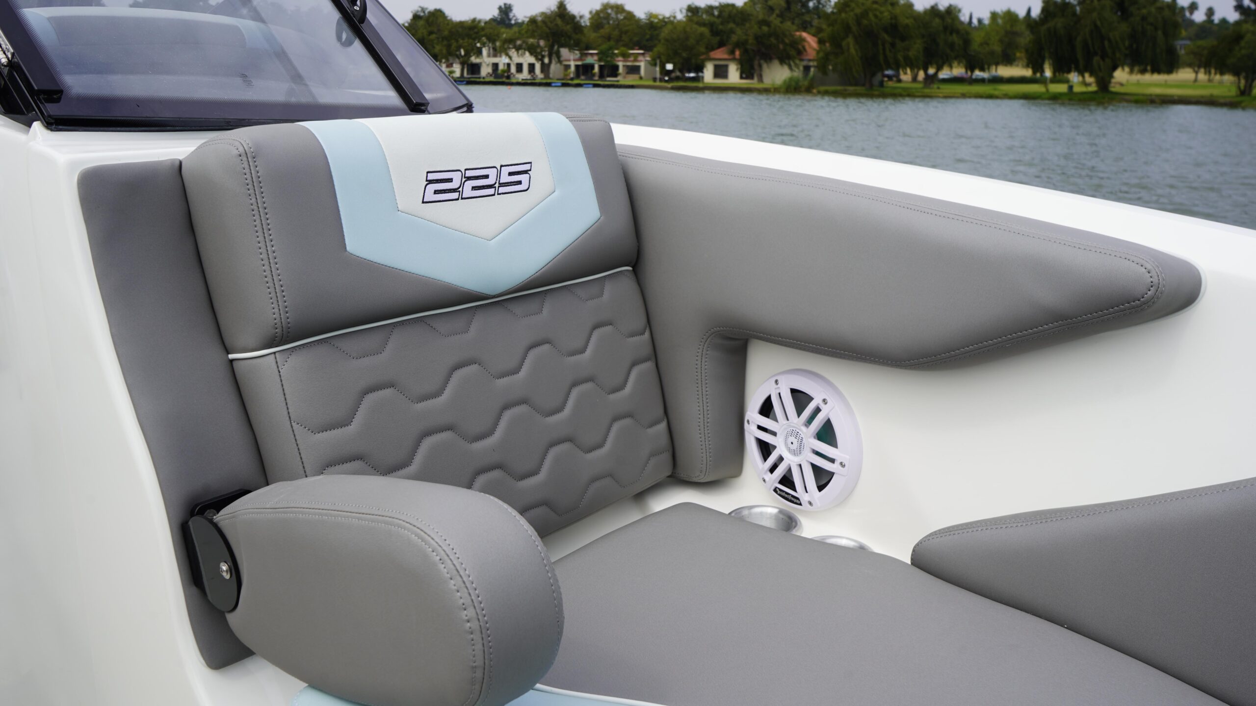 Carrera 225 upholstery